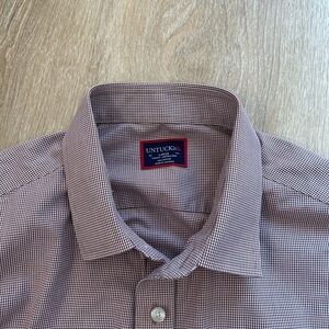 UNTUCKit Men' Red and White Check Dress Shirt - Spread Collar